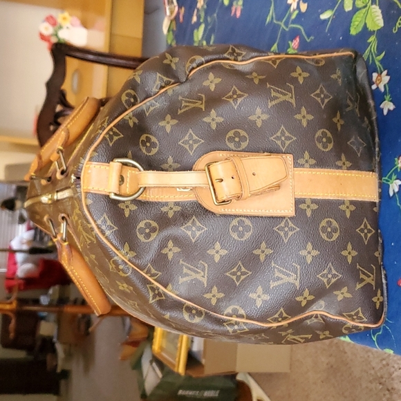 Louis Vuitton Keepall 55 Travel Handbag - Picture 3 of 4